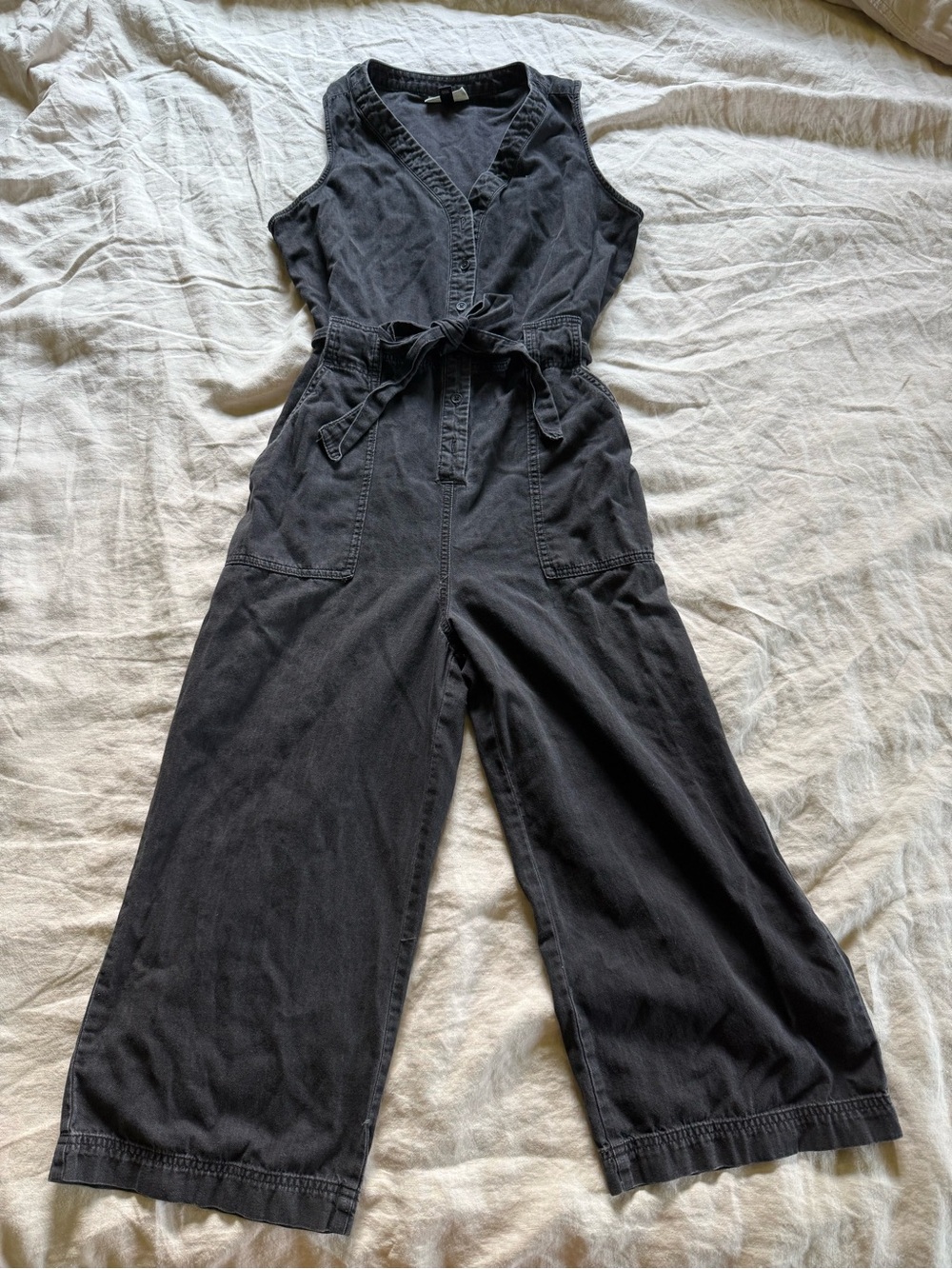 Universal Thread Black Sleeveless Wide-Leg Tie-Waist Jumpsuit
